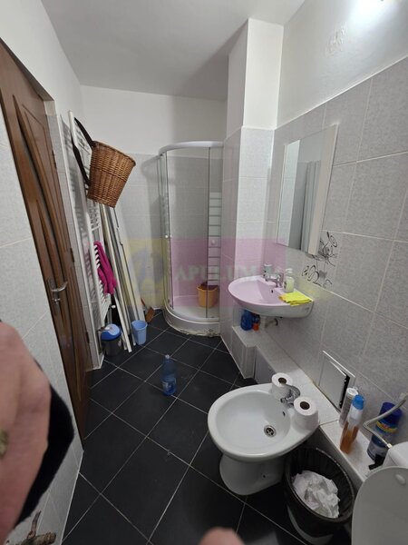 Apartament de vanzare cu 2 camere in Azuga